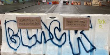 Seattle belvárosát fegyveresek kerítették hatalmukba, „autonóm zónát” hirdettek