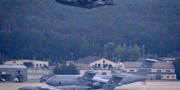 A Németországban állomásoztatott amerikai katonák számát 9500 fővel csökkentik