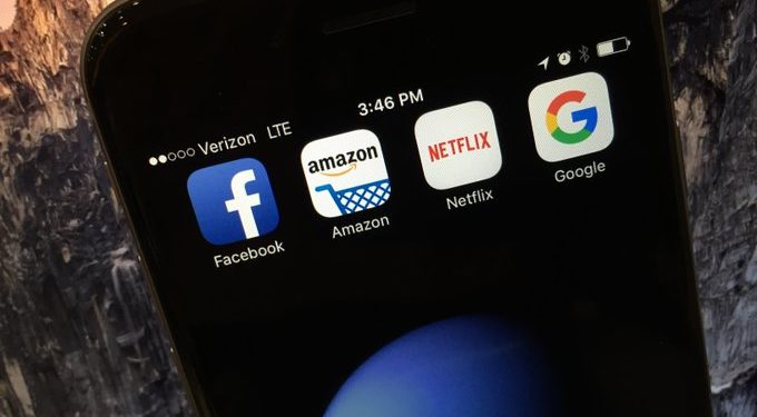 Neves filmesek szólítják fel az Európai Uniót a streamingszolgáltatók elleni fellépésre