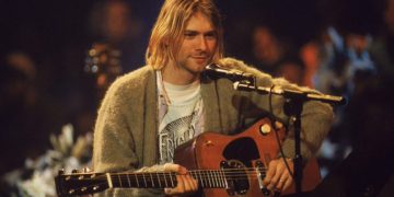 Kurt Cobain gitárja aukciós csúcsot döntött