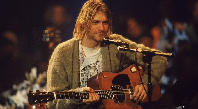 Kurt Cobain gitárja aukciós csúcsot döntött