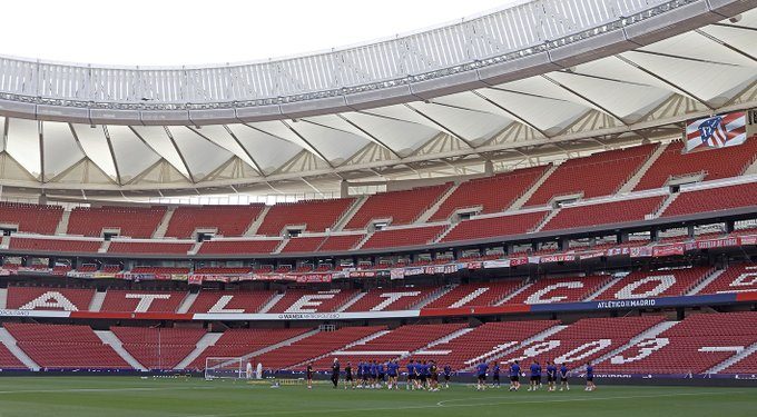 Az Atlético Madrid egyik szurkolói boltjába törtek be