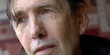 Charles Webb, a Diploma előtt írója meghalt