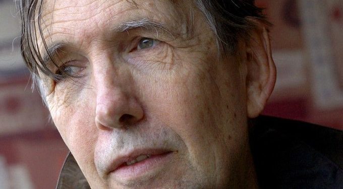 Charles Webb, a Diploma előtt írója meghalt