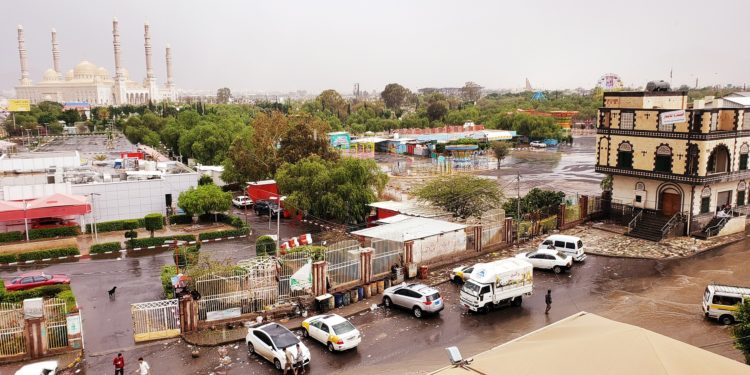 Jemenbe több mint 40 tonnányi egészségügyi felszerelés érkezett
