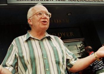 Nyikita Hruscsov  volt szovjet vezető fiának halálát fejlövés okozta az Egyesült Államokban