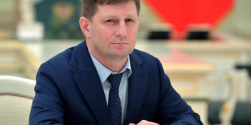 Kommandósok fogtak el egy orosz kormányzót gyilkosságok megszervezése a vád