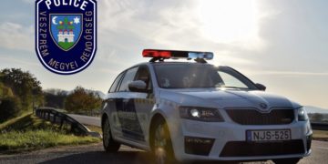 Szájába gyűrte a pénzt a tolvaj, mikor meglátta a rendőröket