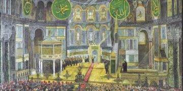 Óriási tömeg gyűlt össze az első pénteki imára a Hagia Sophia nagymecsetnél