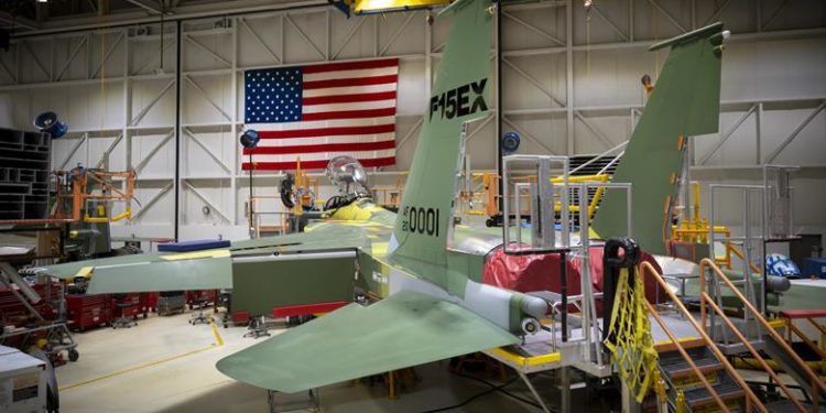 Hiperszonikus fegyverek hordozására képes vadászgépeket rendelt a Pentagon