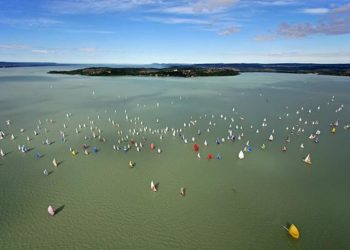 52. Kékszalag tókerülő vitorlásversenyen