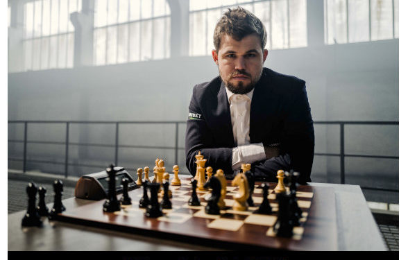 Carlsen nyerte az online sakktorna döntőt