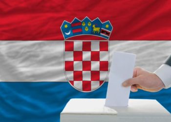 Horvátországban megkezdődtek az előrehozott parlamenti választások