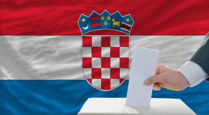 Horvátországban megkezdődtek az előrehozott parlamenti választások