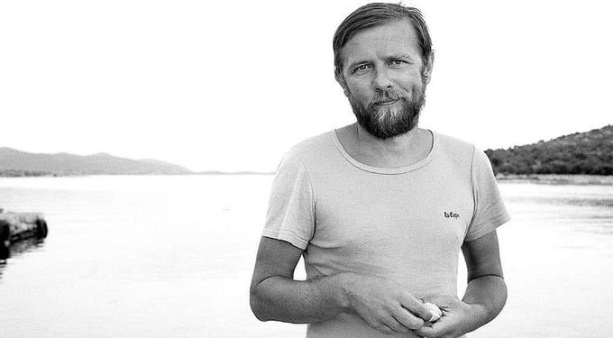 A berlini magyar kulturális intézet Tolnai Ottó előtt tiszteleg