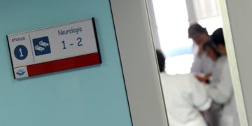 A vatikáni kórházban koponyájuk hátsó részénél összenőtt ikreket választottak szét