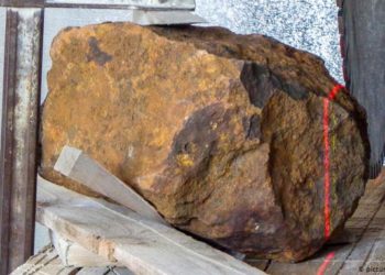 Németországi meteoritra bukkantak egy kertben