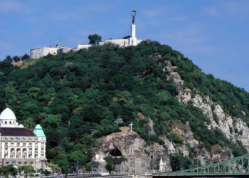 A Gellért-hegyi sikló építésének előkészítése hamarosan befejeződik