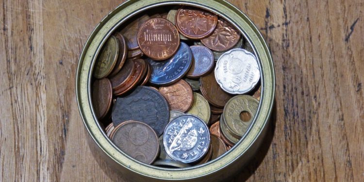 A világ legnagyobb pénzgyűjteménye  egy nepáli numizmatikusé