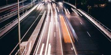 93 büntető pontot kapott pár száz méteren belül az ittas vezető (videó)