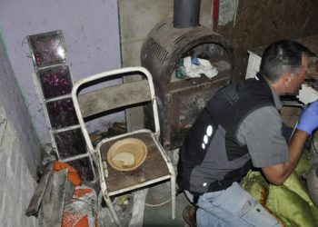 Sexuálisan bántalmazták gyermekeiket az irgalmatlan szülők (videó)