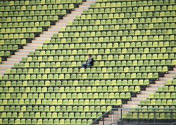 Anglia – A szurkolók októberben térhetnek vissza a stadionokba