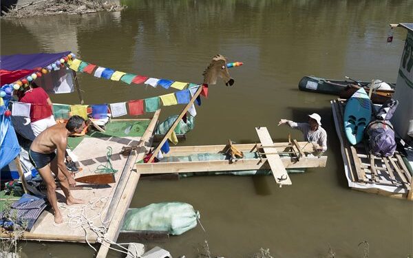 Záhonyból rajtolt a tiszai PET Kupa mezőnye