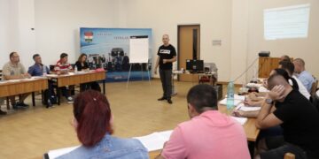 497 iskolaőr kezdi meg munkáját, ha sikeresen végez a felkészítőn