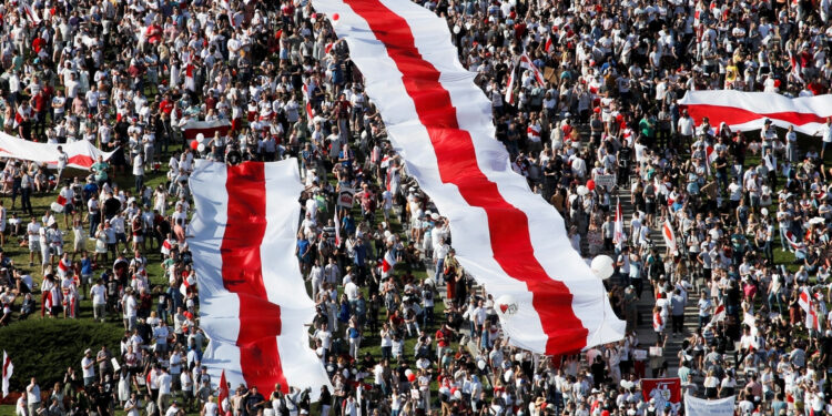 Az EBESZ felajánlotta, hogy közvetít Minszk és az ellenzék között