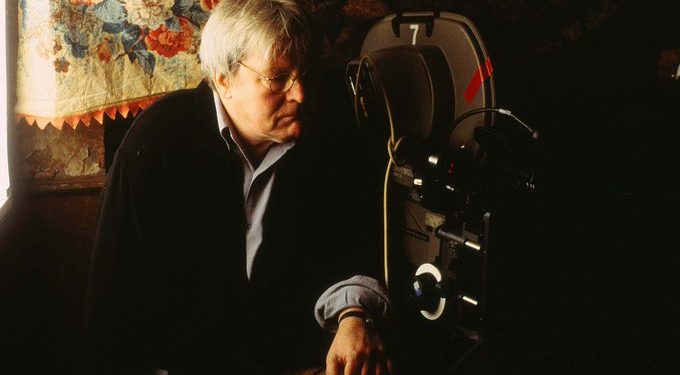Elhunyt Allan Parker filmrendező