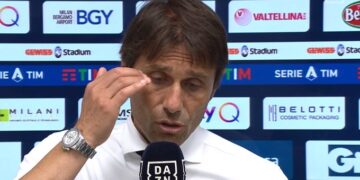 Conte kitart hároméves terve mellett