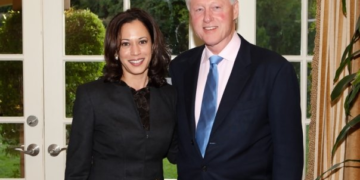 Azért választotta Kamala Harrist alelnökjelöltnek Biden, mert „már az első napon képes a vezető szerepre”