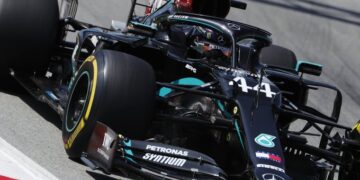 A második szabadedzés leggyorsabbja Lewis Hamilton