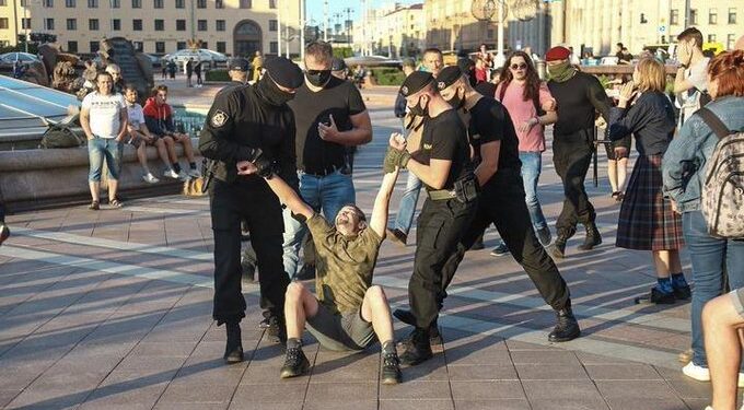 Országszerte 51 embert vett őrizetbe a fehérorosz rendőrség