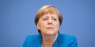 A helyzet romlását várja az őszi és téli hónapokban Merkel