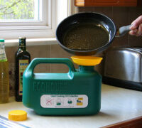 Majd 2000 tonna használt sütőolajat gyűjtött össze a Mol