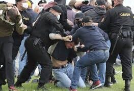 Minszkben rátámadtak a BBC újságíróira