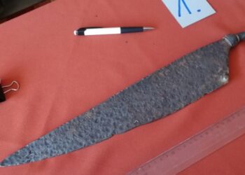 Ruhásszekrénybe rejtegette a több ezer éves muzeális kincset (videó)