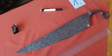 Ruhásszekrénybe rejtegette a több ezer éves muzeális kincset (videó)