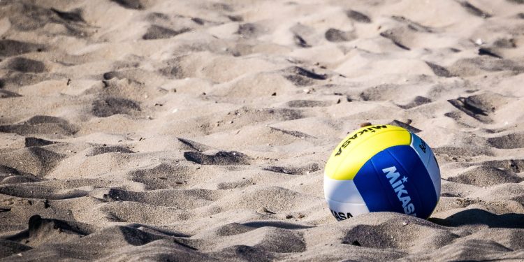 Strandröplabda ob – Tatai mesterverseny