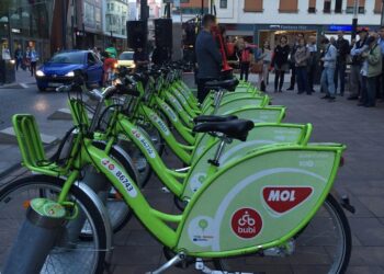 MOL Bubi – Születésnapja alkalmából reggelivel várja szerdán a kerékpárosokat a BKK