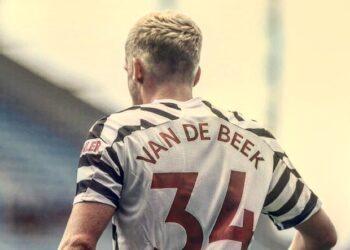 A Manchester Unitedhez igazolt Donny van de Beek